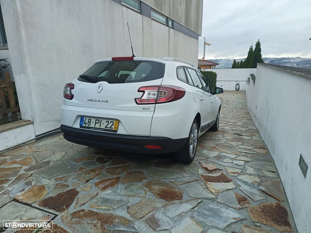 Renault Mégane Sport Tourer dCi 110 FAP Dynamique - 1