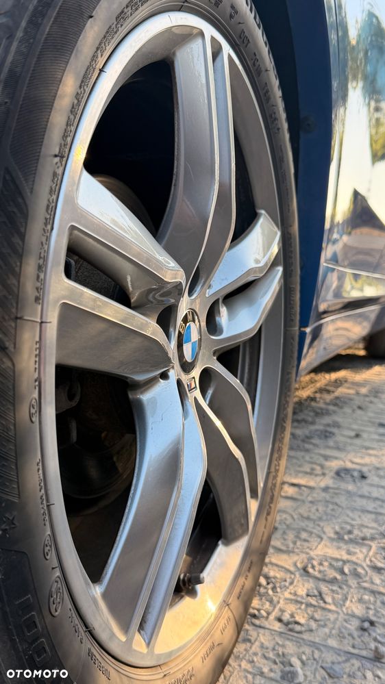 BMW X1 xDrive18d - 10