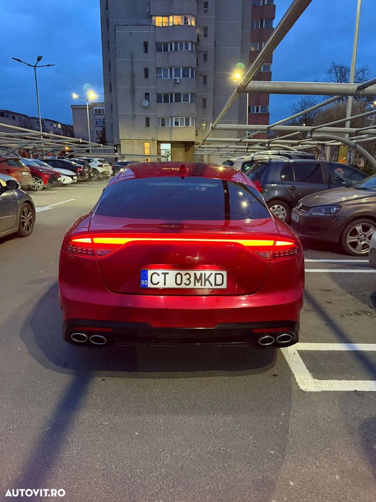Kia Stinger - 28
