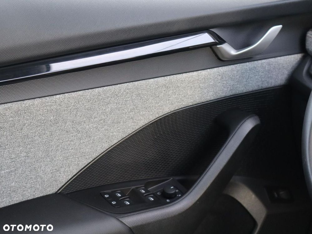 Skoda Octavia 1.5 TSI Selection - 13