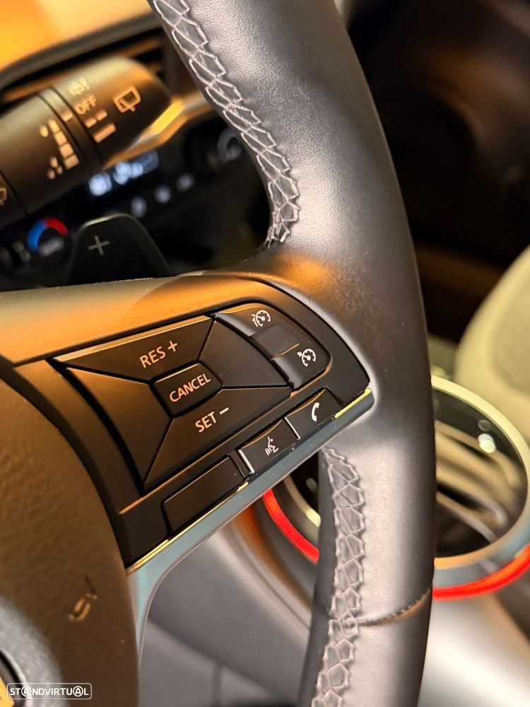 Nissan Juke 1.0 DIG-T Acenta DCT - 30