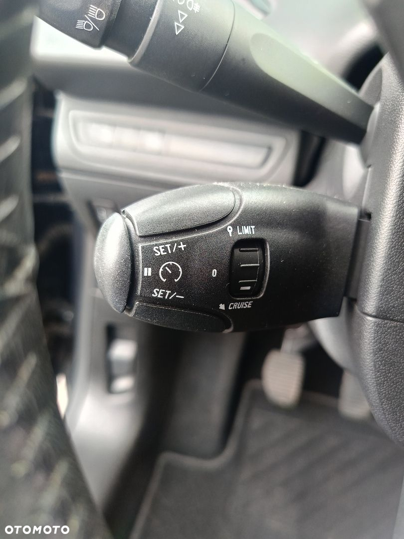 Peugeot 208 1.2 PureTech Active - 15