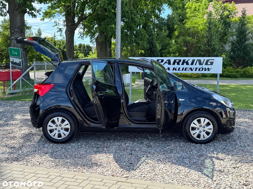 Hyundai ix20 - 37