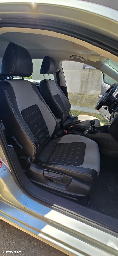 Volkswagen Jetta 2.0 TDI DPF Comfortline - 9