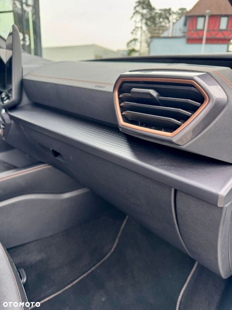 Cupra Formentor 1.5 eTSI mHEV DSG - 36