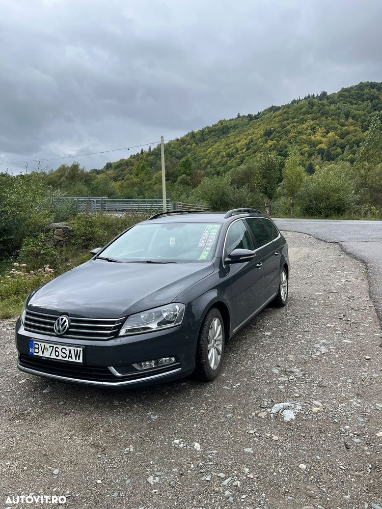 Volkswagen Passat 2012 photo 2
