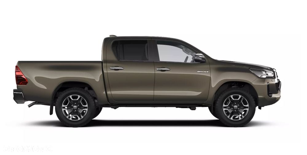 Toyota Hilux Podwójna Kabina - 9