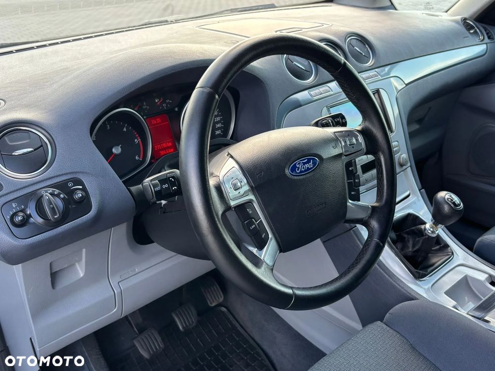 Ford S-Max 1.8 TDCi Silver X - 27