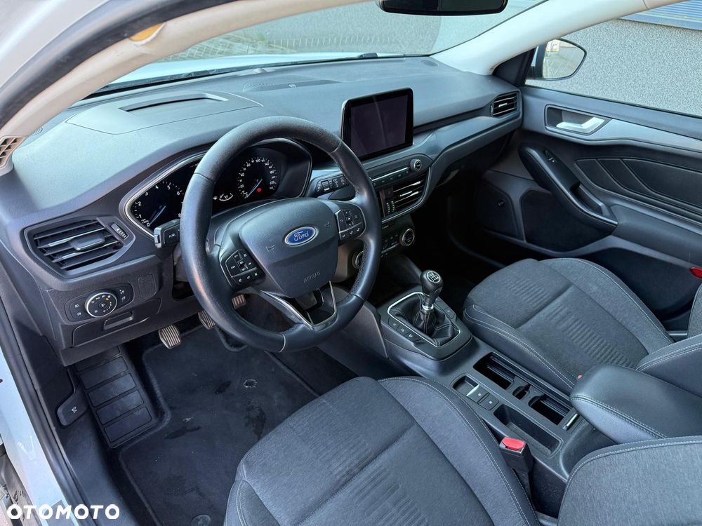Ford Focus 1.0 EcoBoost Active - 12