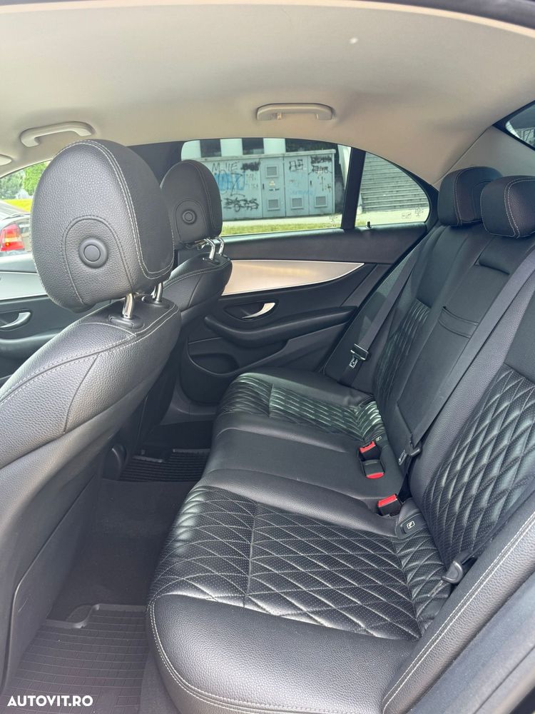 Mercedes-Benz E - 3