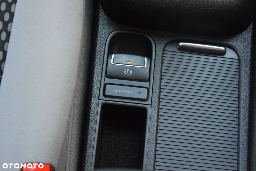 Volkswagen Tiguan 2.0 TDI BlueMot Trend&Fun - 31