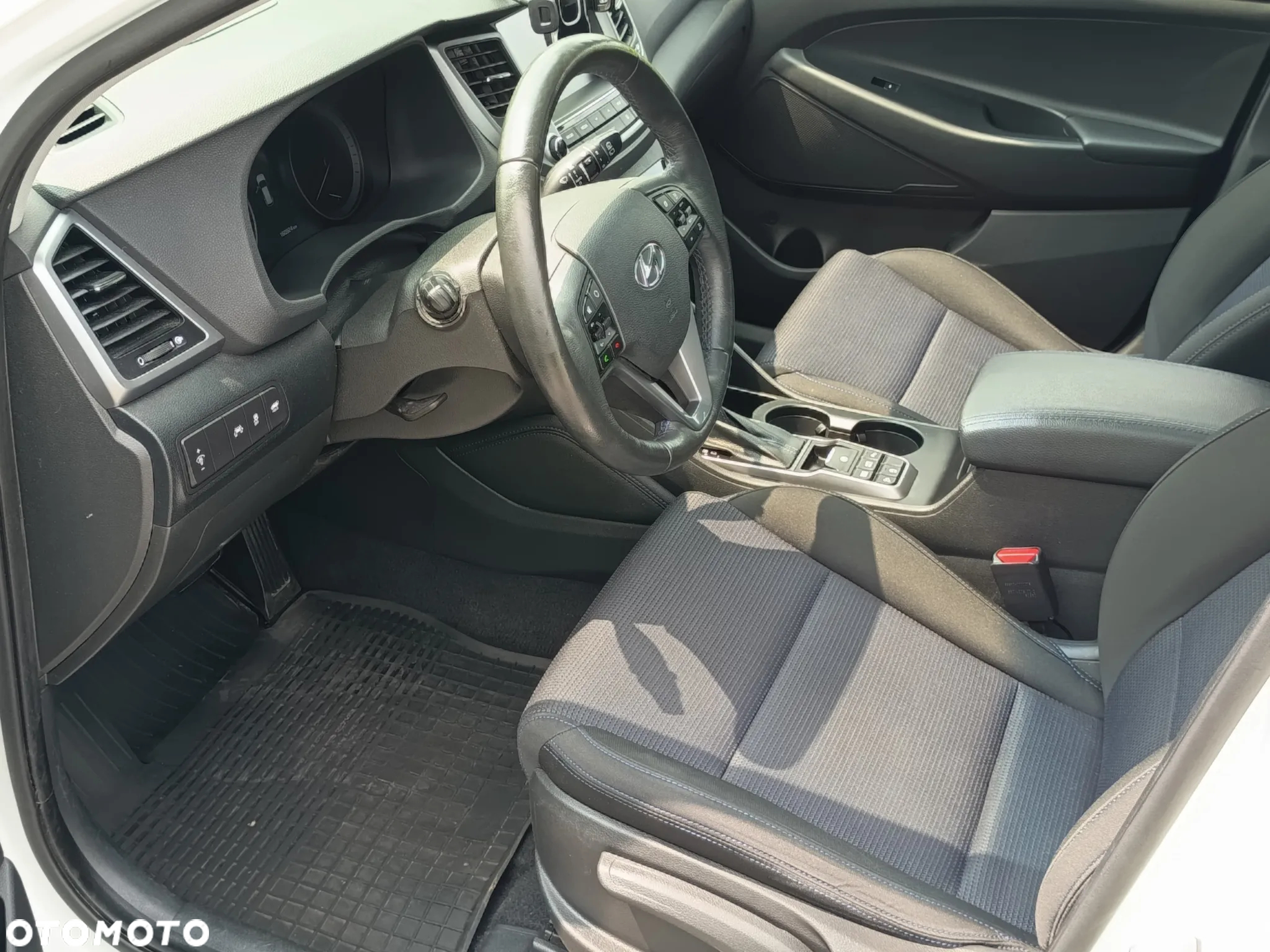 Hyundai Tucson 1.7 CRDI BlueDrive Style 2WD DCT - 7