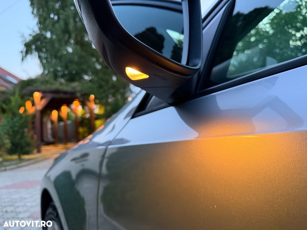 Skoda Octavia 2.0 TDI DSG Ambition - 9