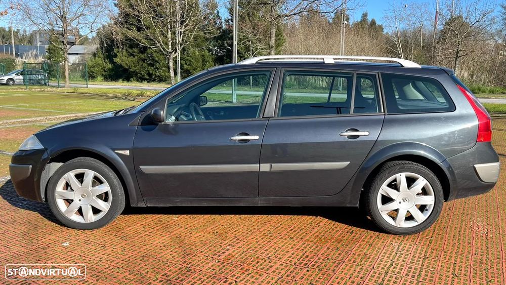 Renault Mégane Break 1.5 dCi Dynamique - 4