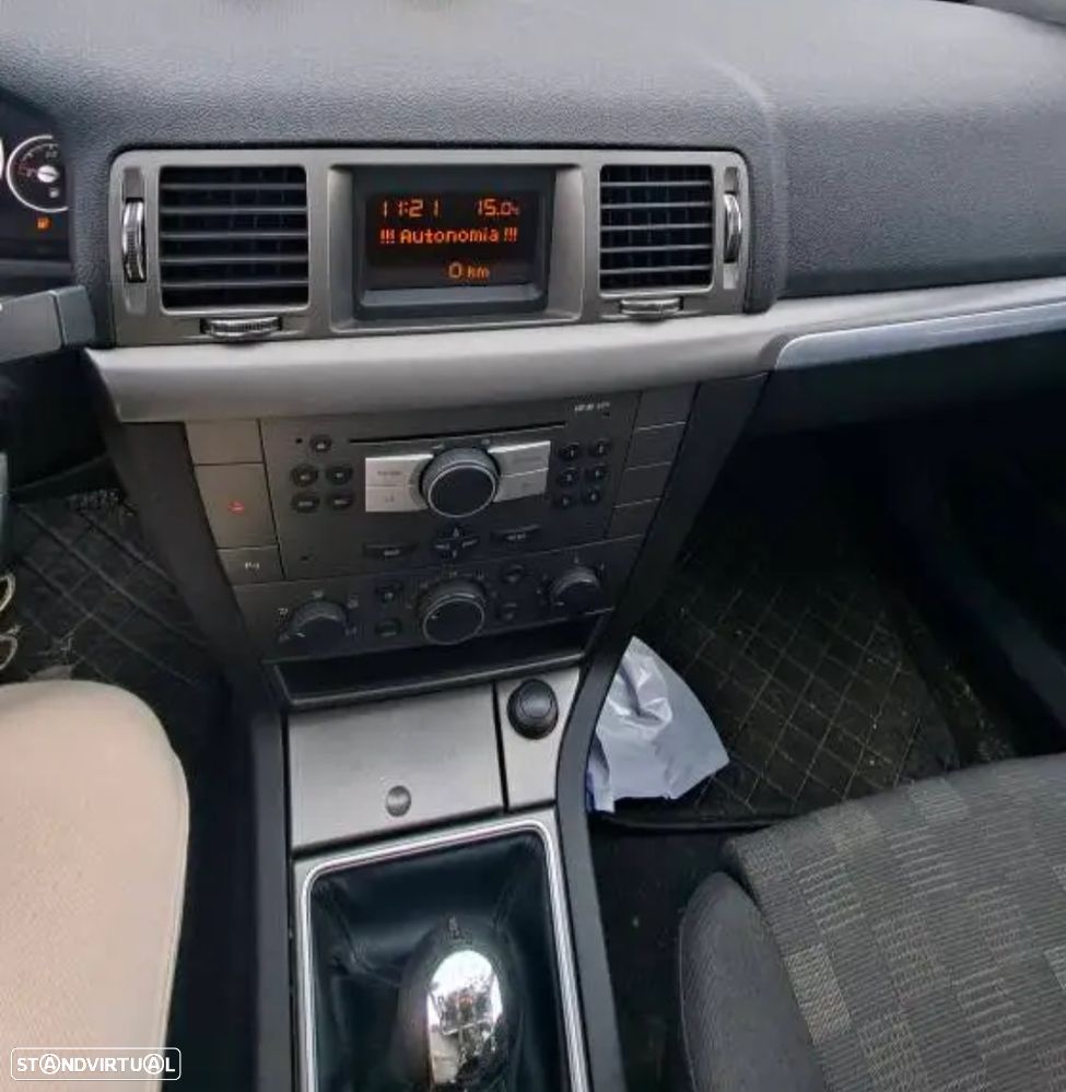 Opel Vectra Caravan - 8