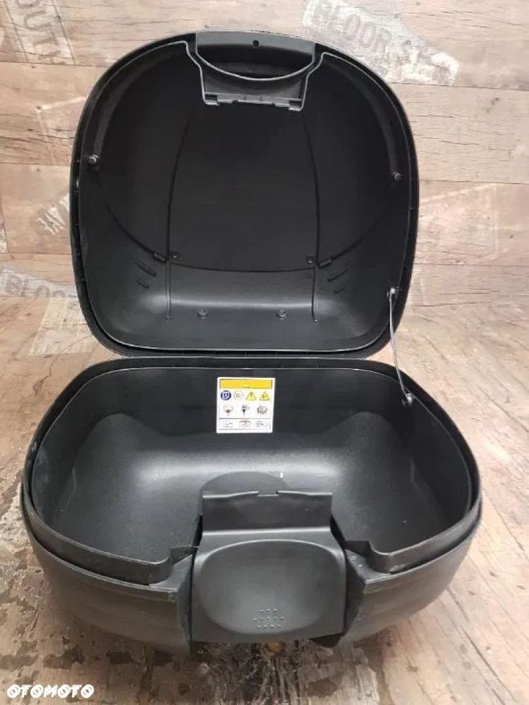 Kufer centralny z oparciem Honda CB VFR - 12