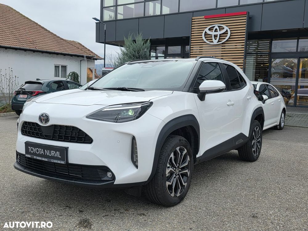 Toyota Yaris Cross 1.5 VVT-i HSD 4x2 Dynamic - 2