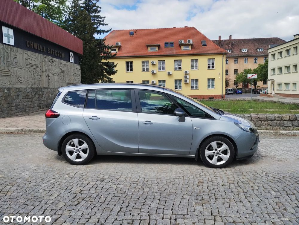 Opel Zafira - 4