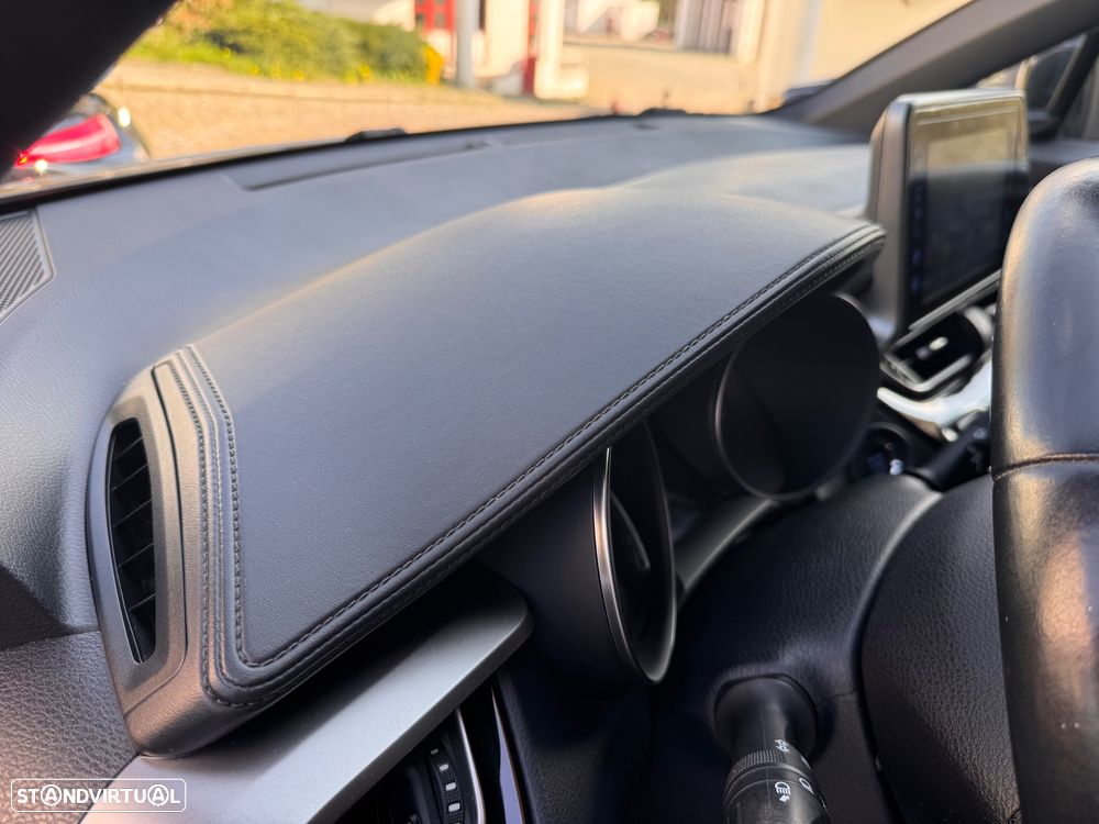 Toyota C-HR 1.2 Turbo - 8