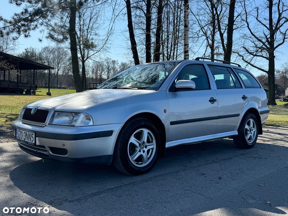 Skoda Octavia 1.8T Elegance - 1