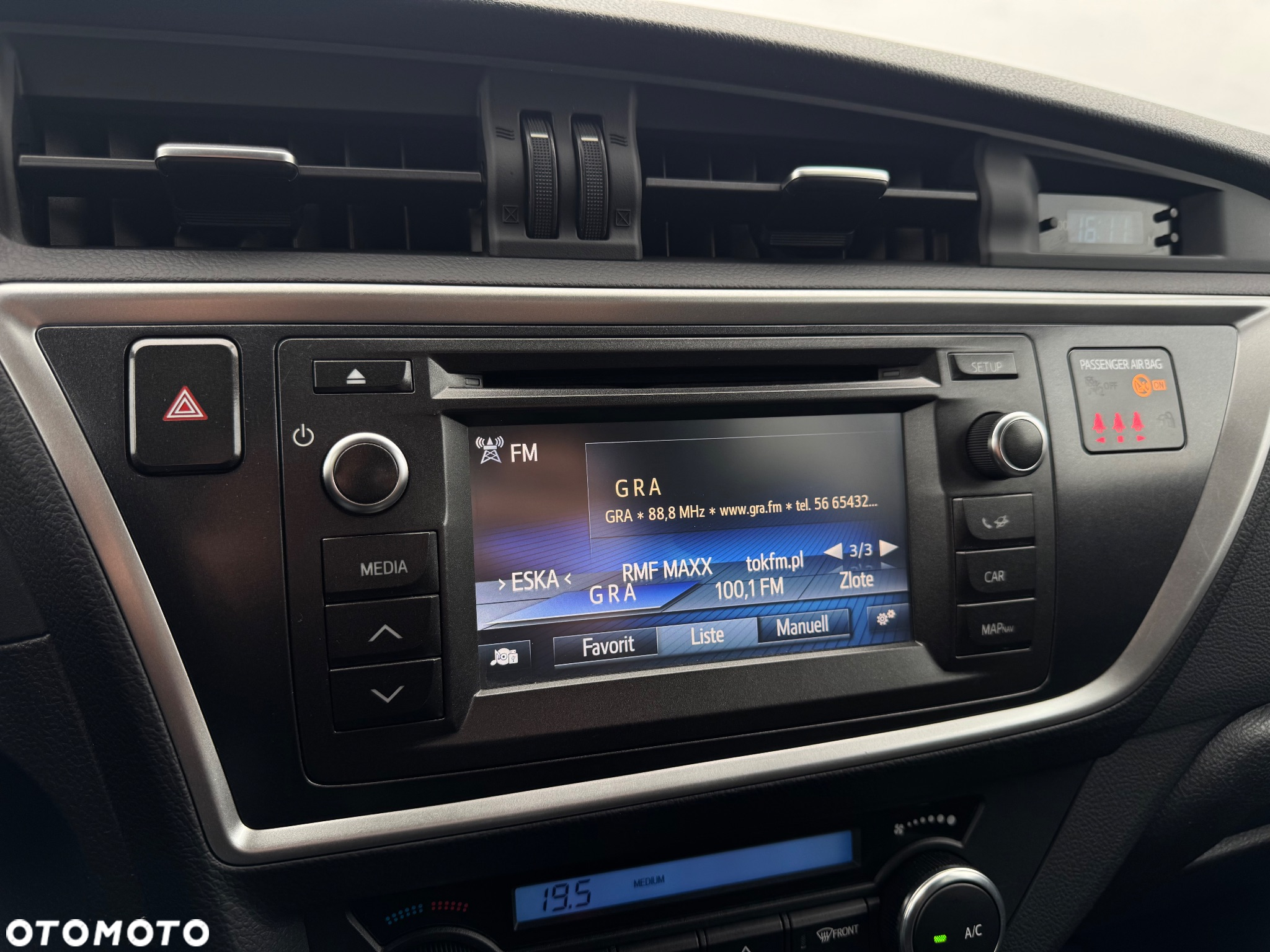 Toyota Auris 1.33 Dual-VVT-i Touring Sports Edition - 25