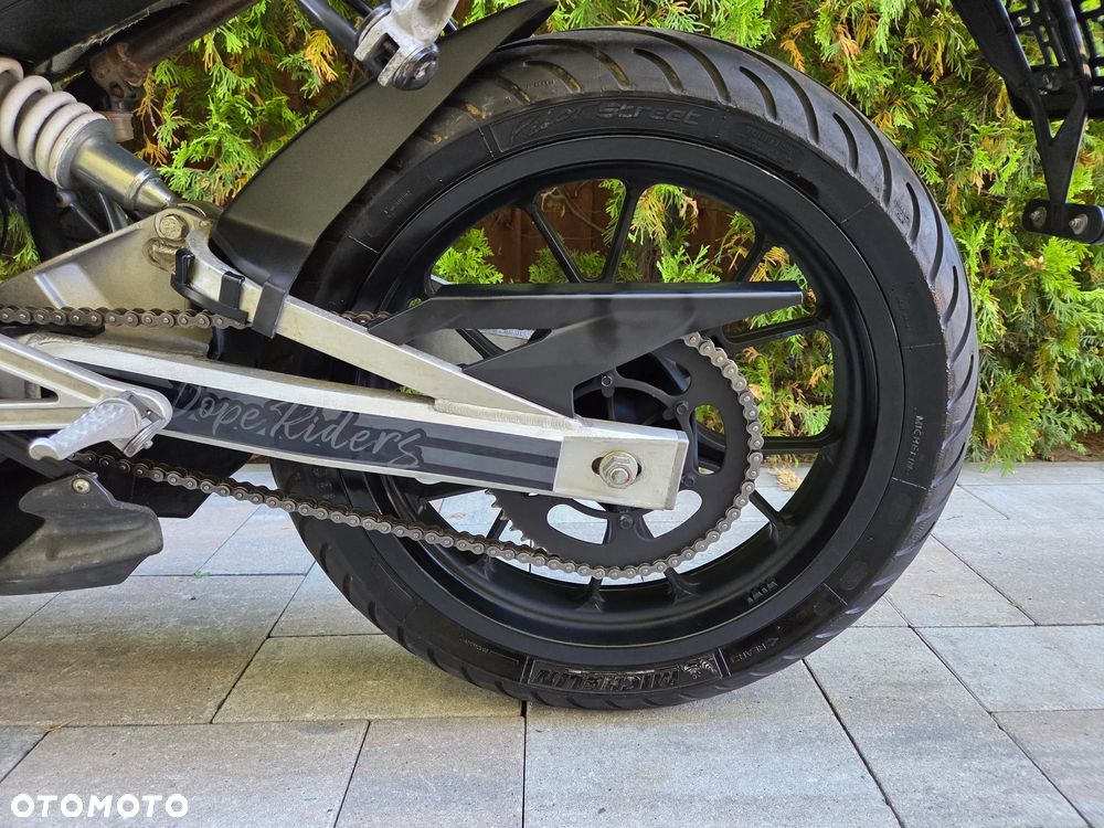 Aprilia SR - 22