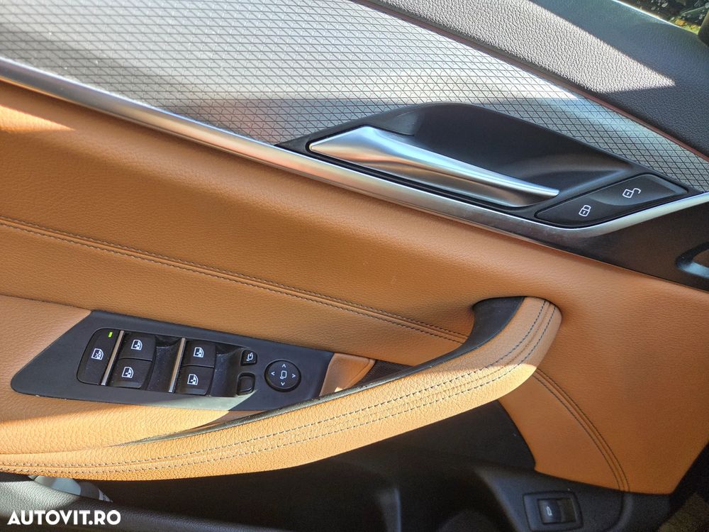 BMW Seria 5 530i xDrive AT - 9