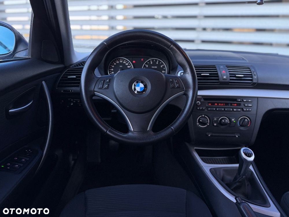 BMW Seria 1 116i - 15