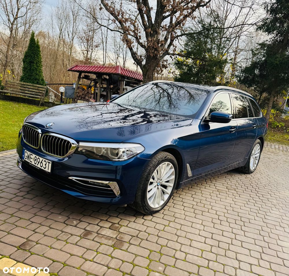 BMW Seria 5 520d xDrive Luxury Line - 1