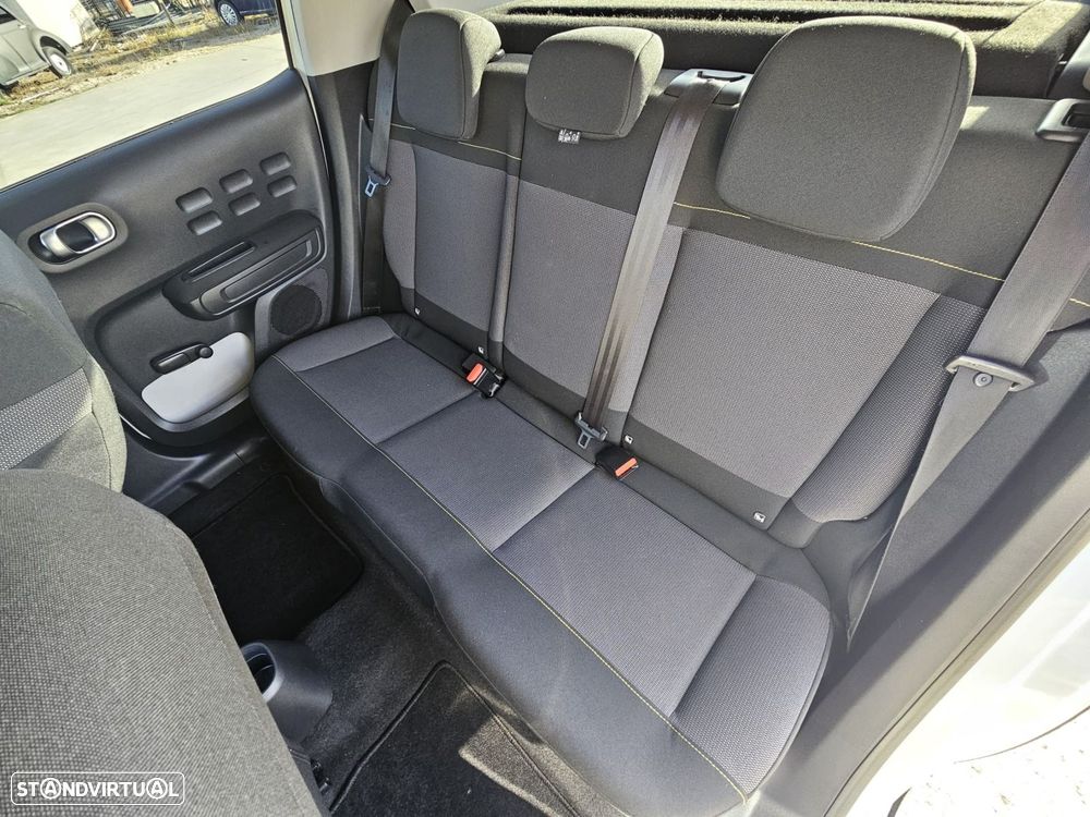 Citroën C3 1.2 PureTech Shine - 21