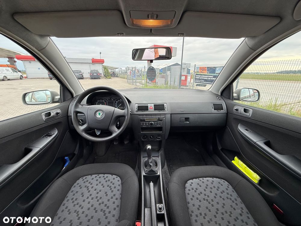 Skoda Fabia 1.2 12V Ambiente - 16