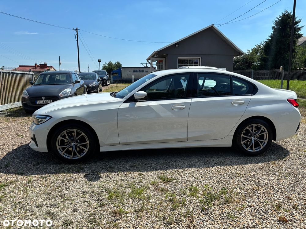 BMW Seria 3 318i Sport Line - 5