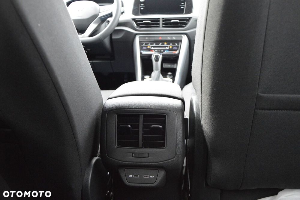 Volkswagen T-Roc - 18