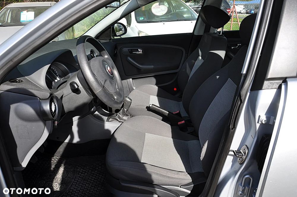 Seat Ibiza 1.4 16V Comfort Edition - 11