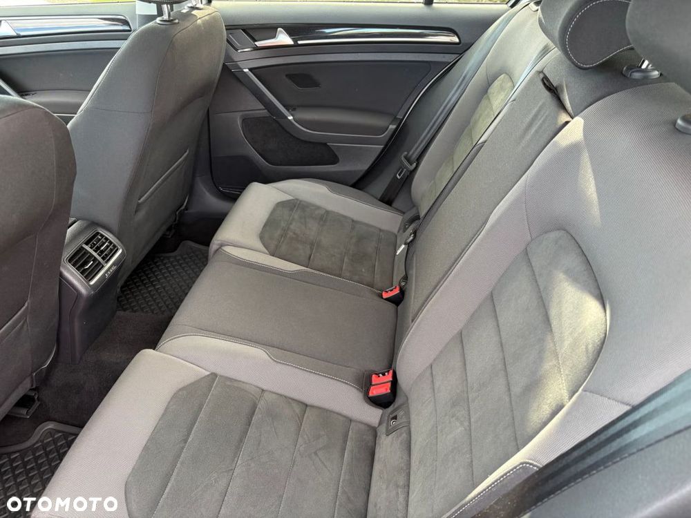 Volkswagen Golf 1.5 TSI ACT OPF DSG Highline - 17
