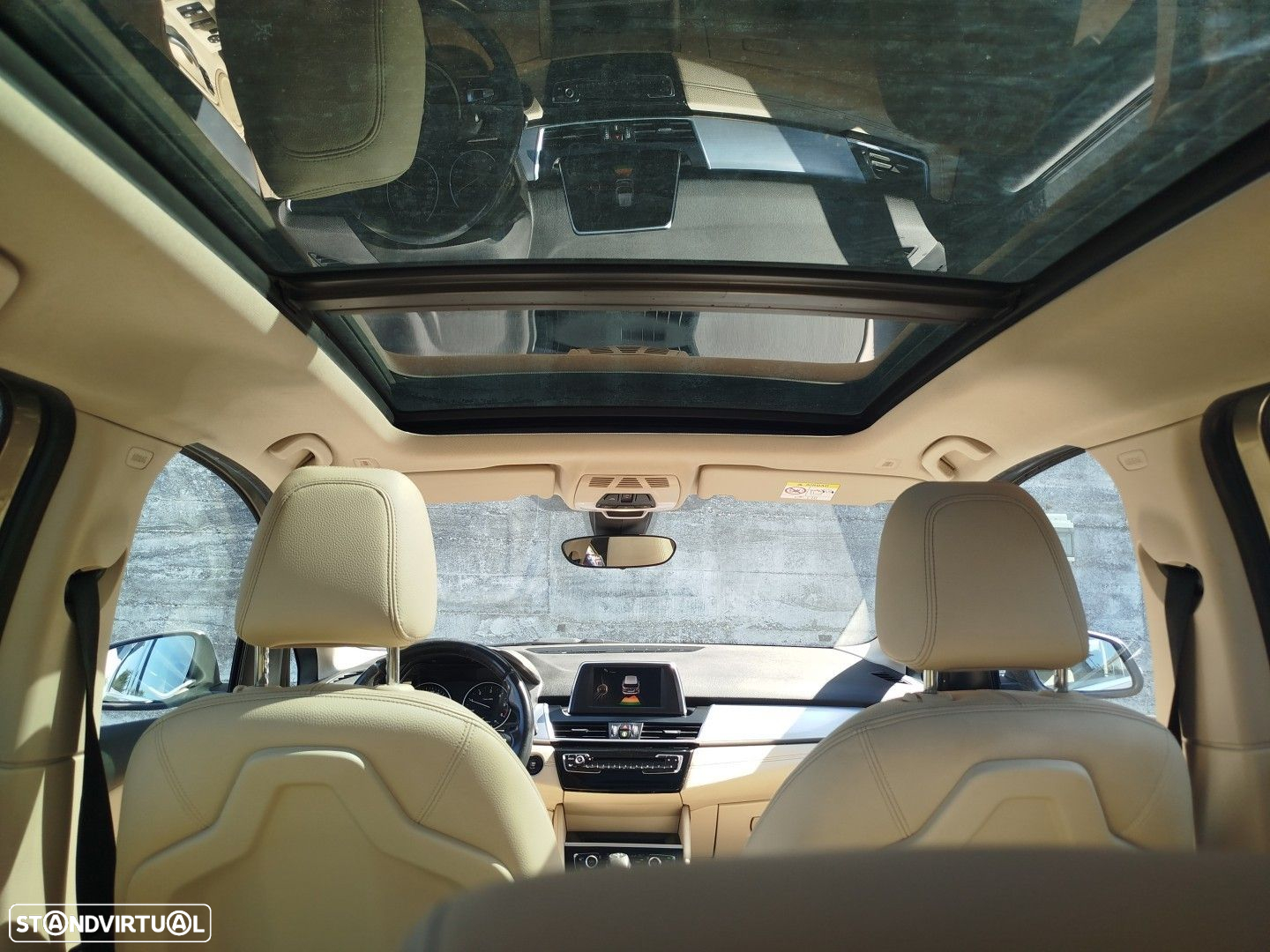 BMW 216 Active Tourer d Line Luxury Auto - 4