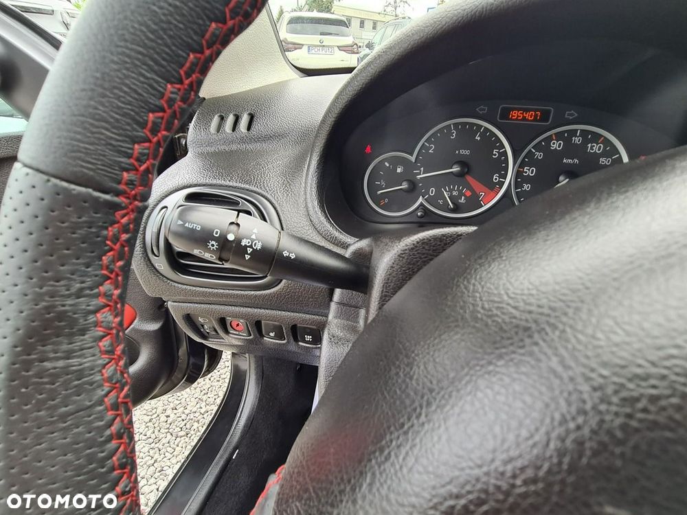 Peugeot 206 CC - 25