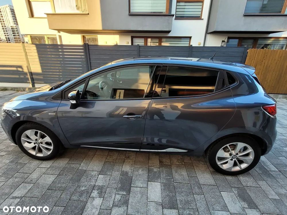 Renault Clio 1.2 16V Limited - 8