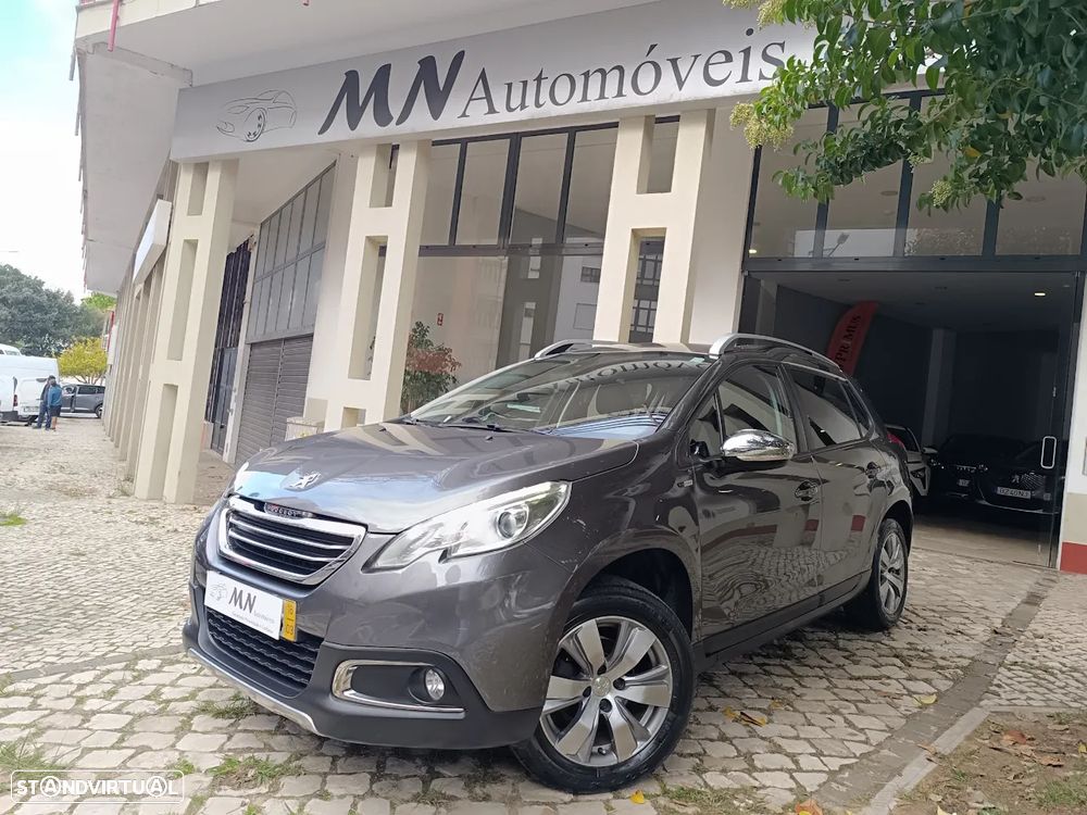 Peugeot 2008 1.2 PureTech Style - 1