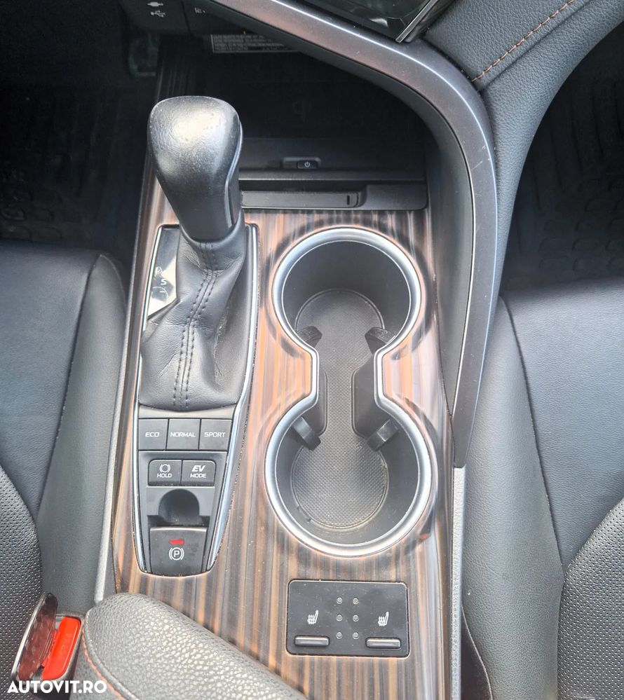 Toyota Camry 2.5 Exclusive - 13