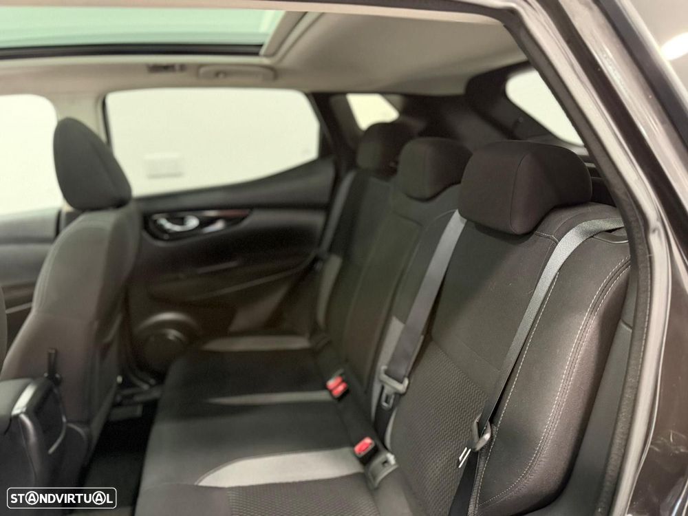 Nissan Qashqai 1.5 dCi N-Connecta - 5