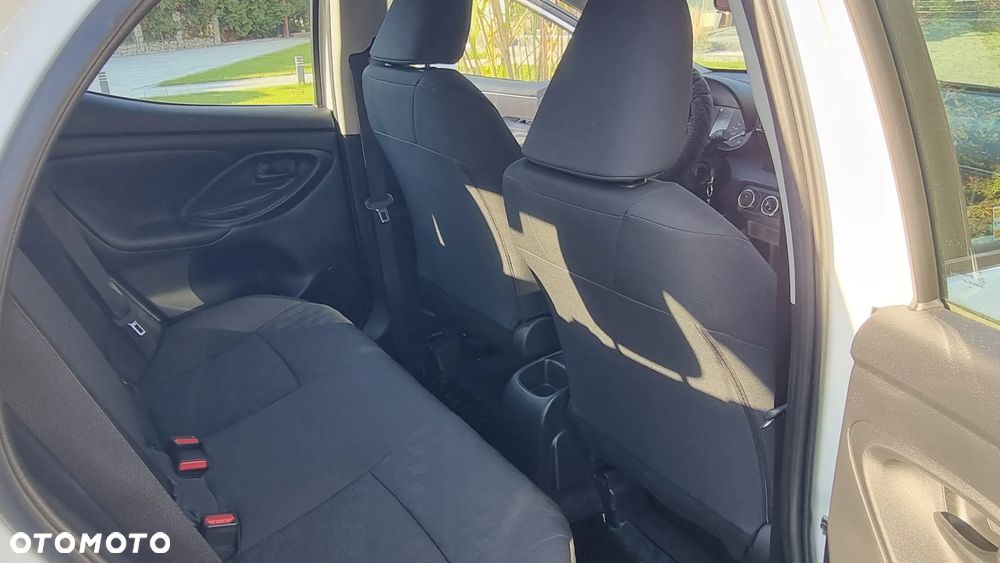 Toyota Yaris - 17