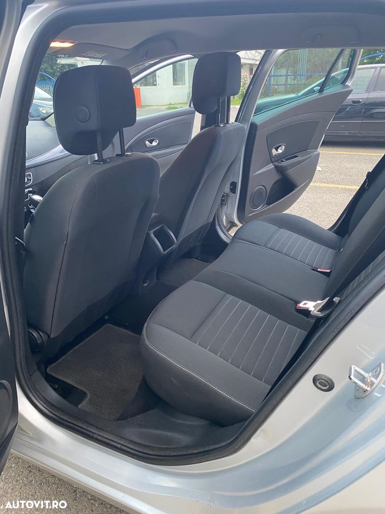 Renault Megane 1.5 dCi Dynamique Aut. - 10