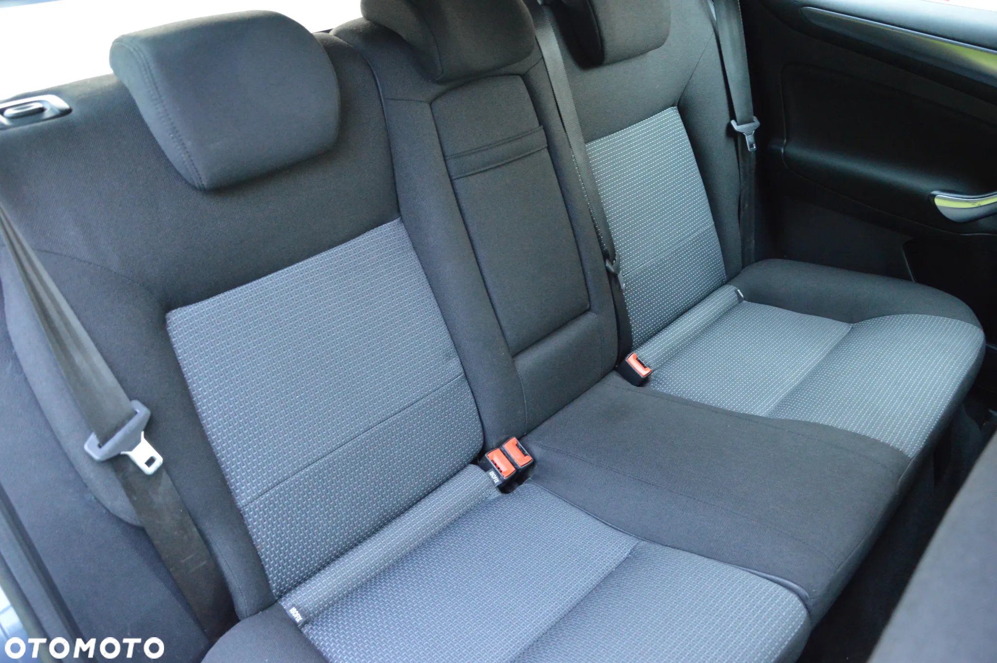 Ford Mondeo - 27