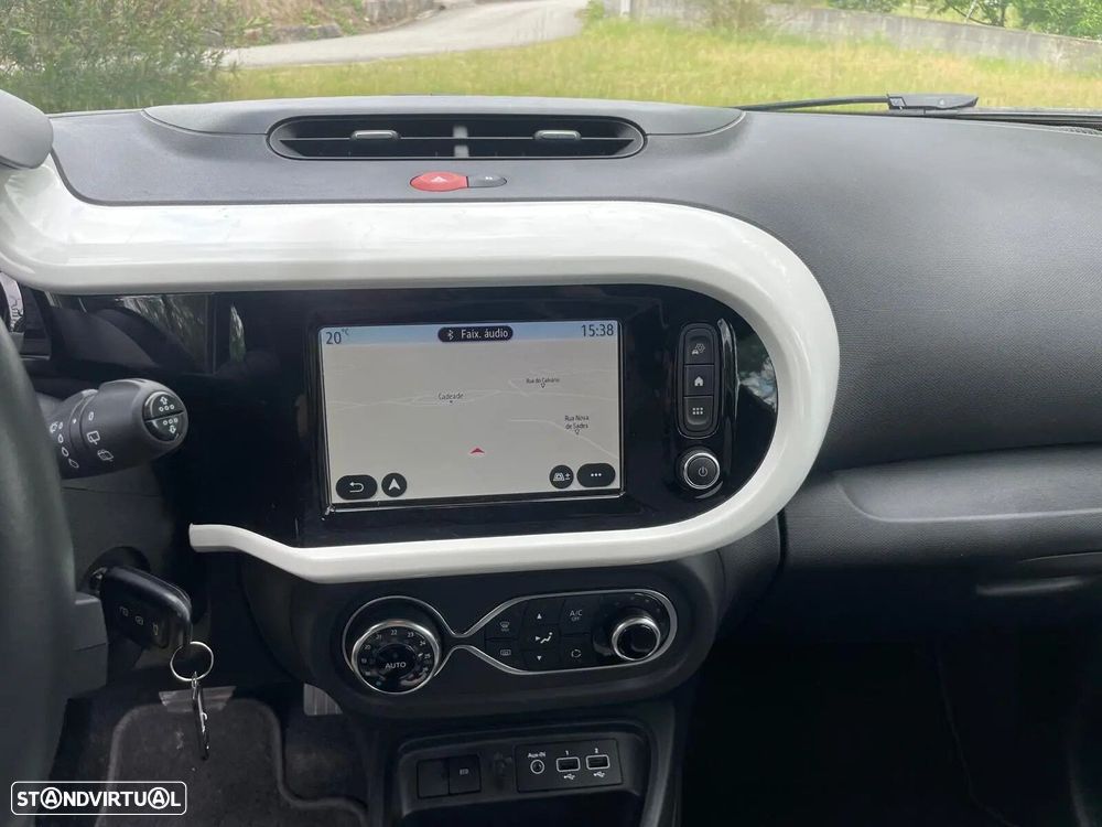 Renault Twingo E-Tech 27.5 kWh Evolution Autonomia Urbana - 23