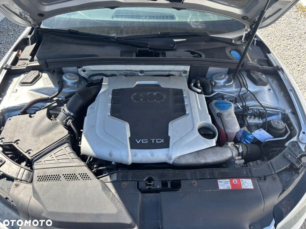 Audi A5 Coupé 2.7 TDI DPF multitronic - 14