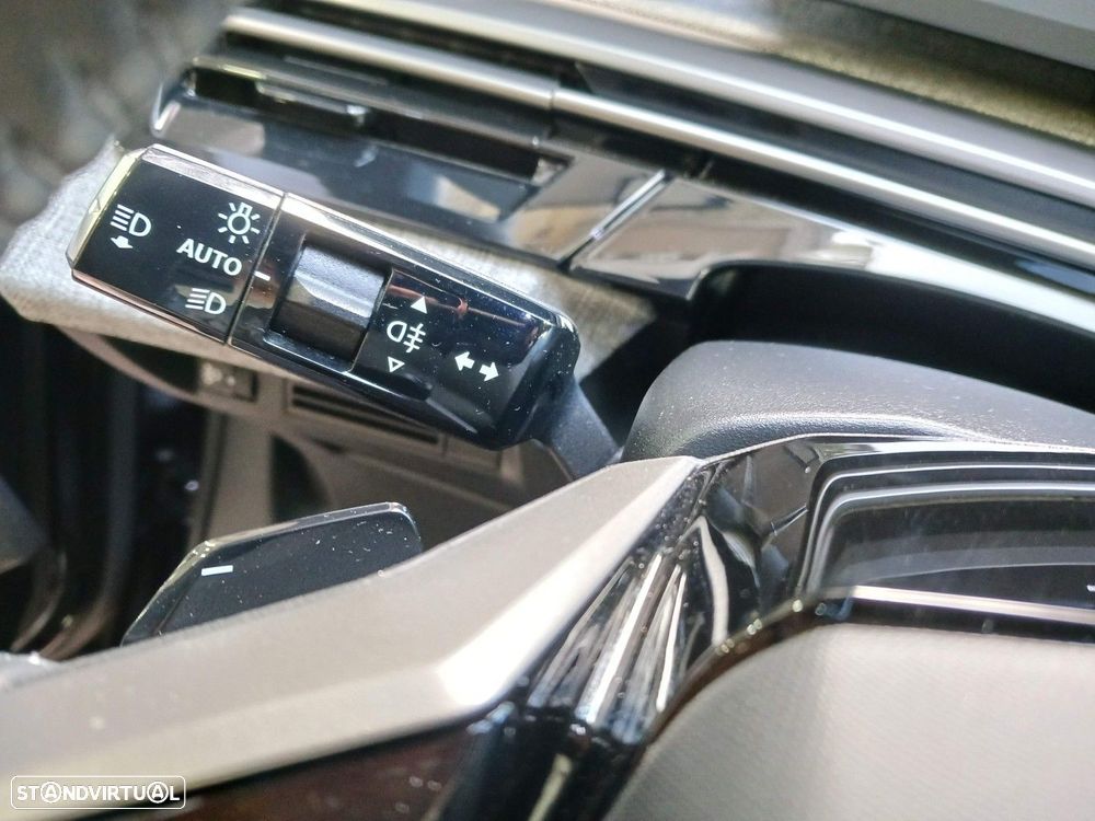 Peugeot 3008 1.2 Hybrid Allure Pack e-DCS6 - 26