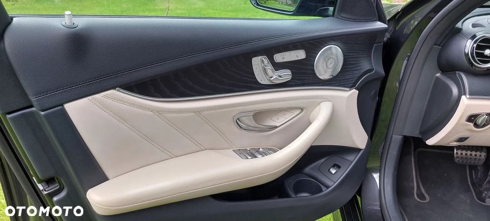 Mercedes-Benz Klasa E 53 AMG 4-Matic+ - 13