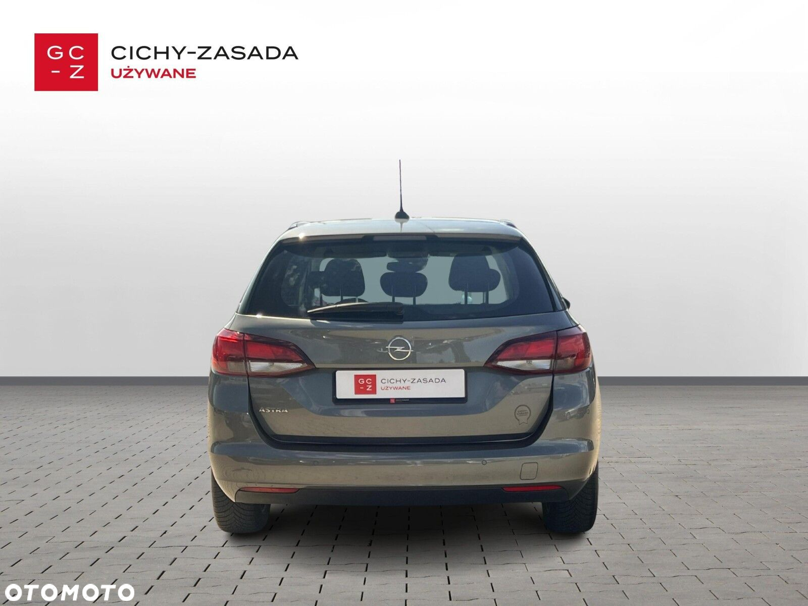 Opel Astra V 1.2 T Edition S&S - 4