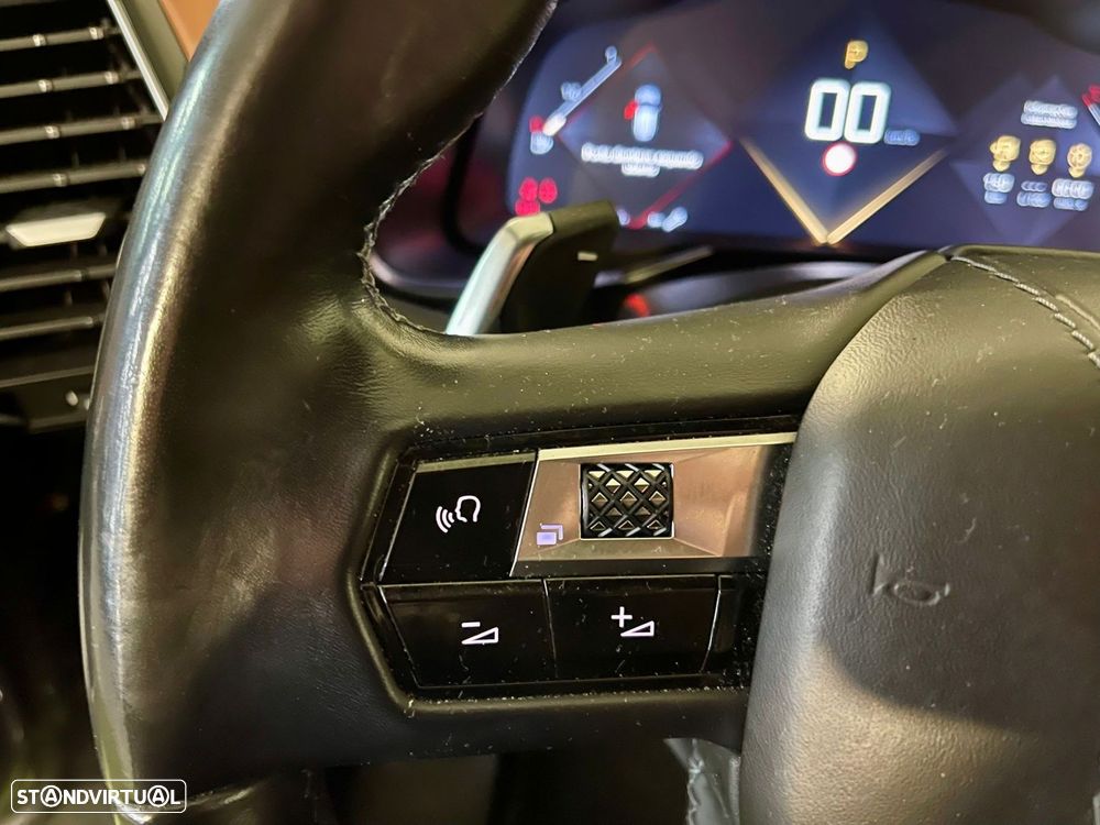 DS DS7 Crossback - 21